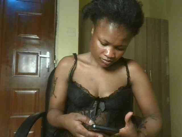 queenivy webcam
