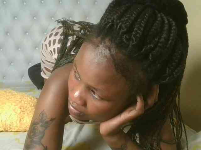 queenivy webcam