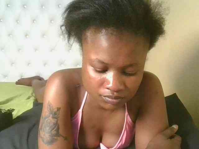 queenivy webcam