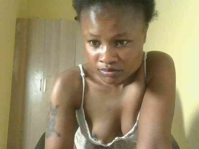 queenivy webcam