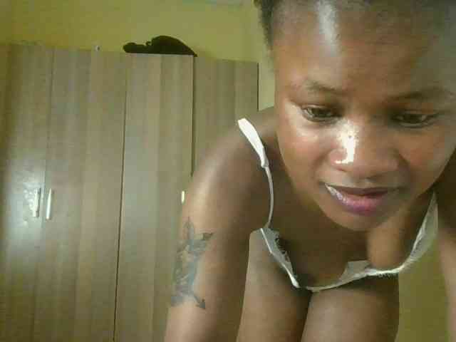 queenivy webcam