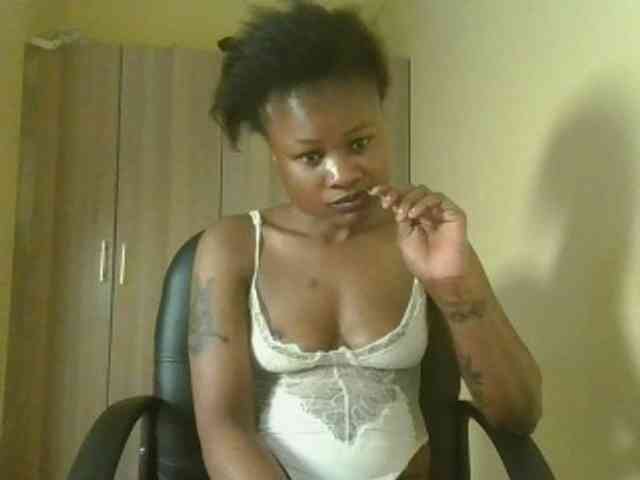 queenivy webcam