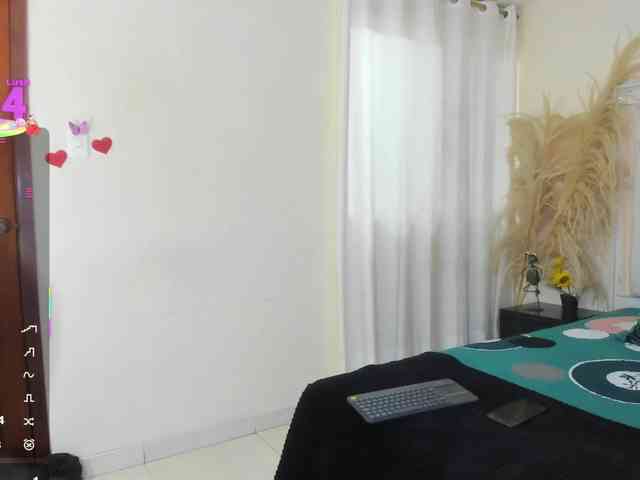 valentinaa-rios webcam