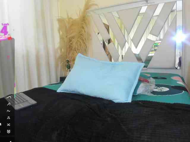 valentinaa-rios webcam