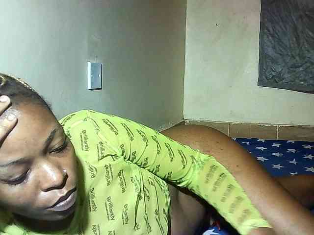 NaughtNightnurse webcam