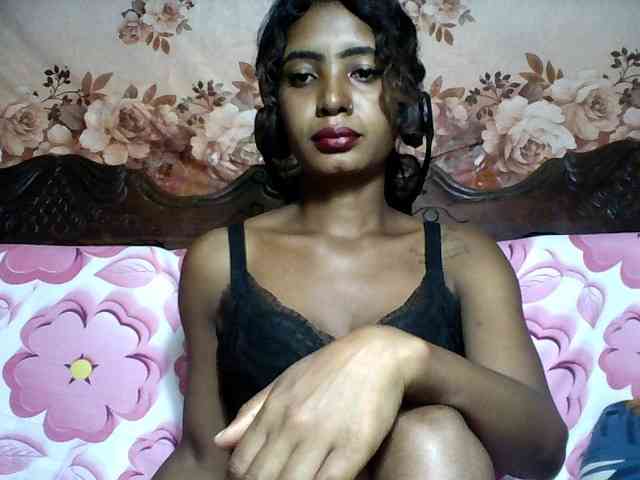 Annicka25 webcam