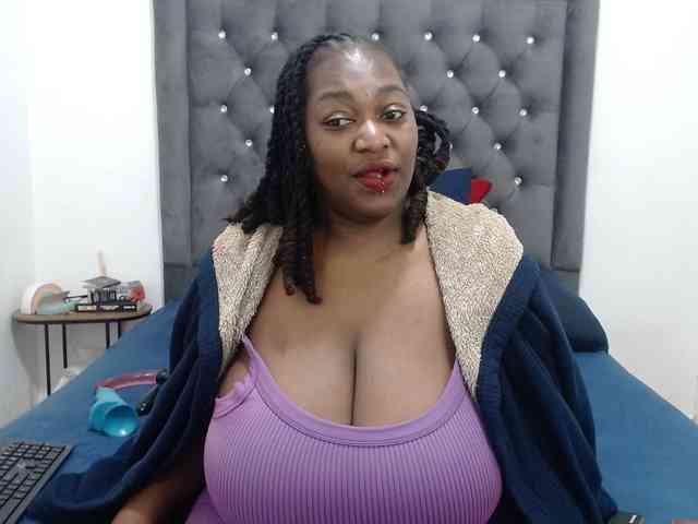 ChocSexcBeast webcam