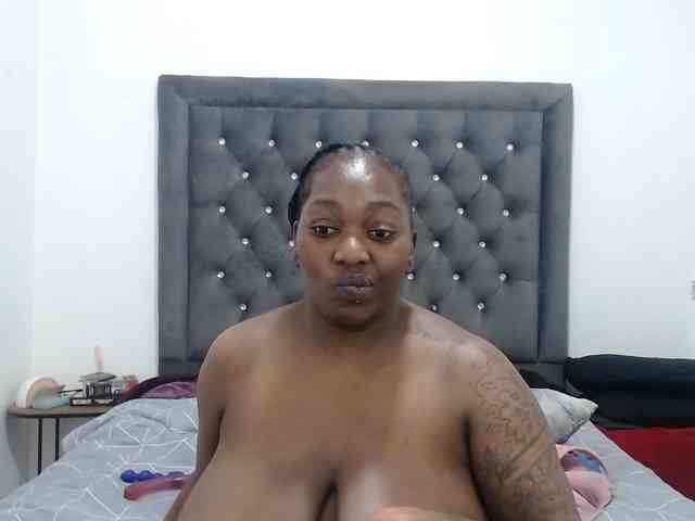ChocSexcBeast webcam