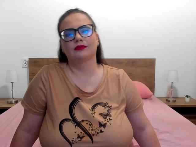 amiravyxen webcam