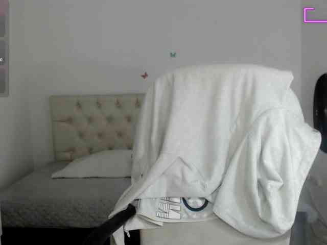 sasha-17- webcam