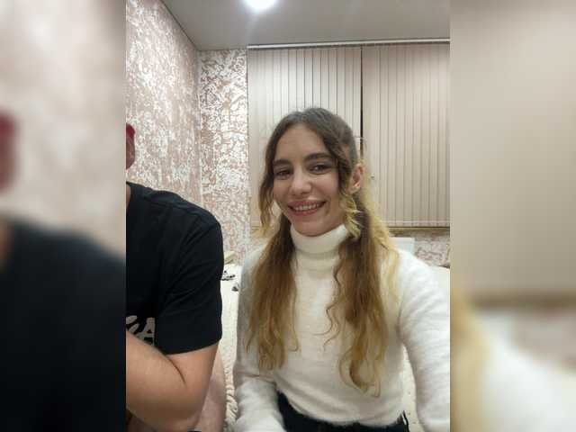 Entrez le videochat erotique avec le
modèle Buzzyd Buzzyd
