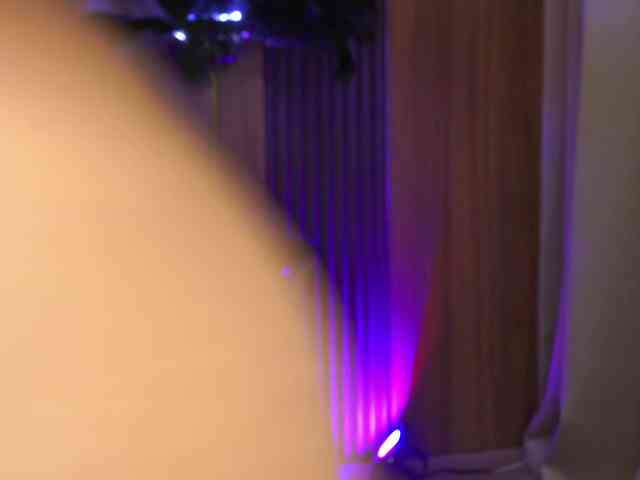 KylieKroft webcam