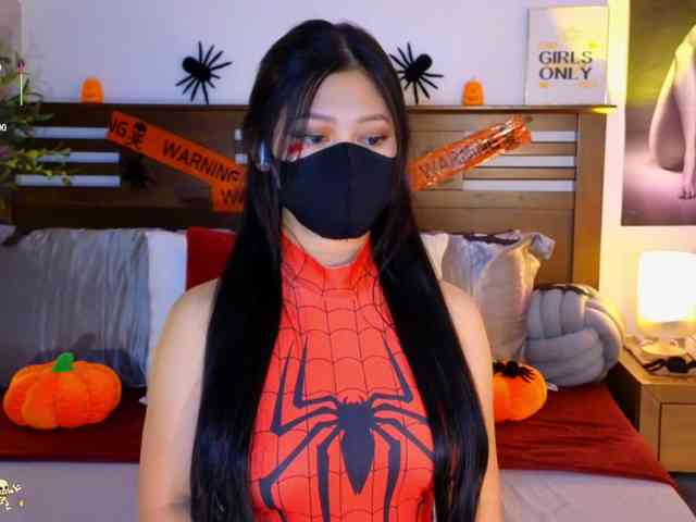 aaliyah18ally webcam