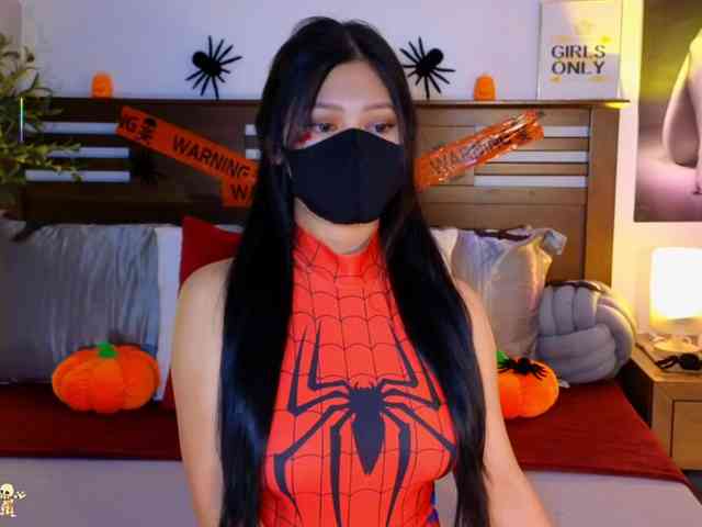 aaliyah18ally webcam