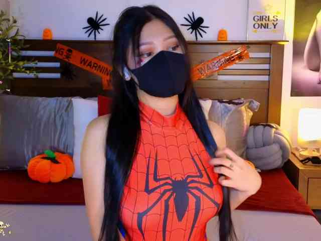 aaliyah18ally webcam