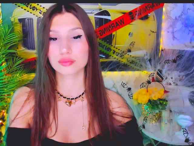 CarolineM webcam