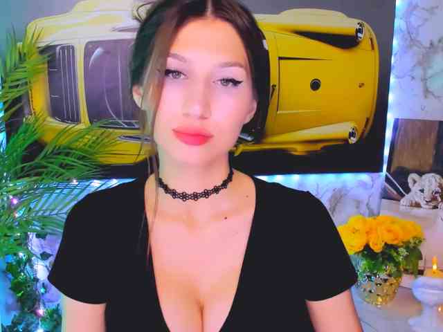CarolineM webcam