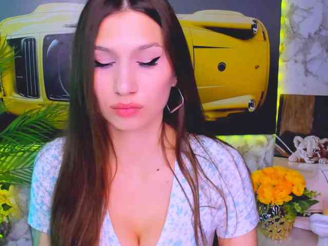 CarolineM webcam