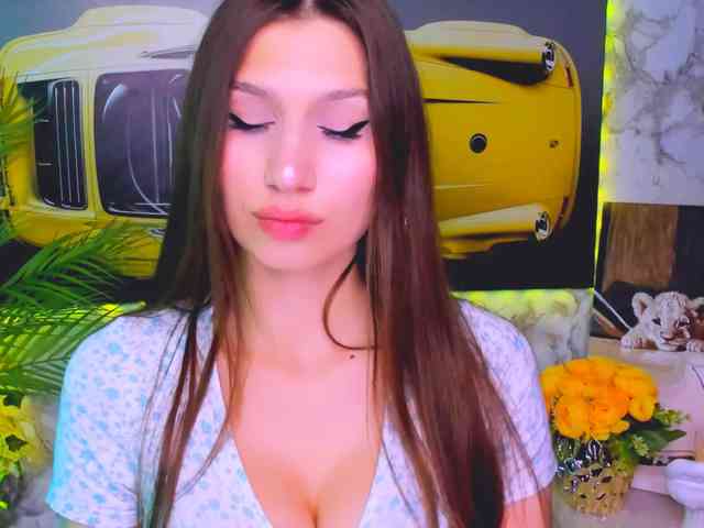 CarolineM webcam