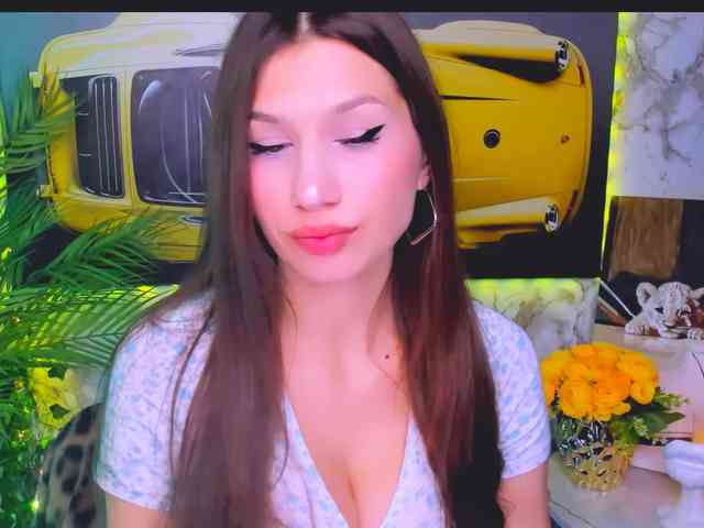 CarolineM webcam