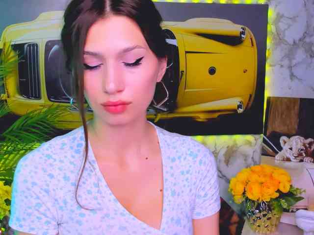 CarolineM webcam