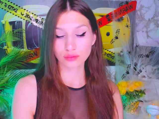 CarolineM webcam