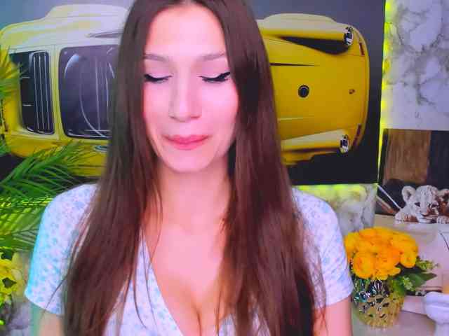 CarolineM webcam