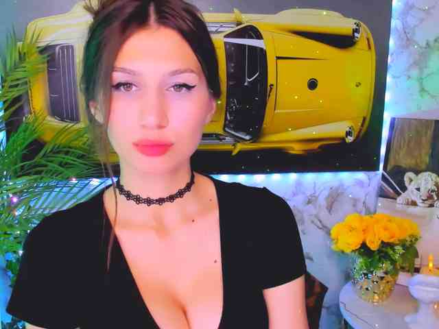 CarolineM webcam