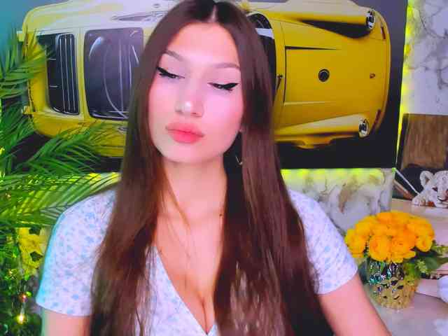 CarolineM webcam