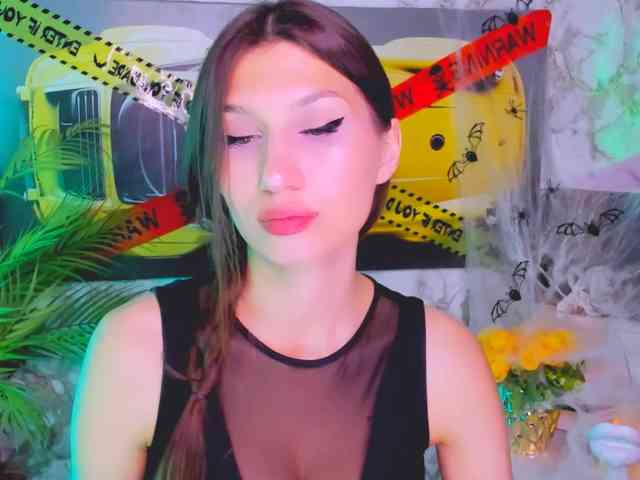 CarolineM webcam