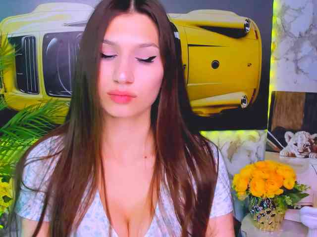 CarolineM webcam