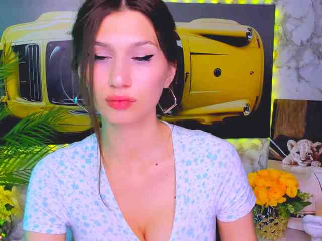 CarolineM webcam