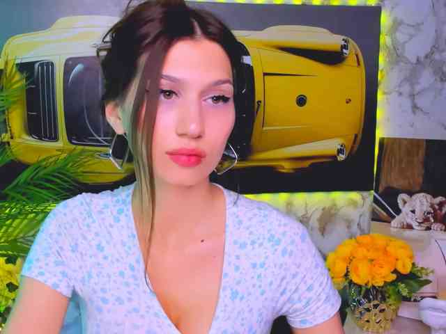 CarolineM webcam