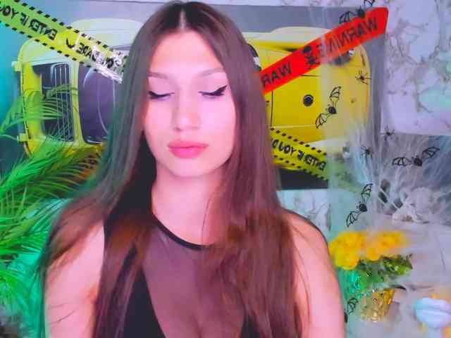 CarolineM webcam