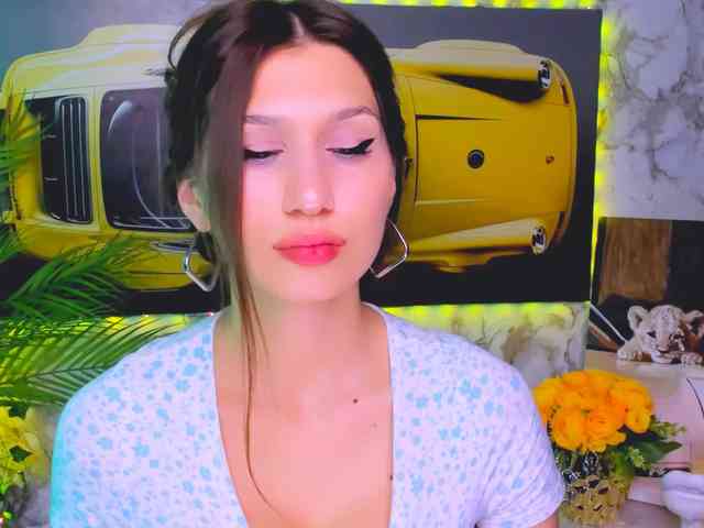 CarolineM webcam