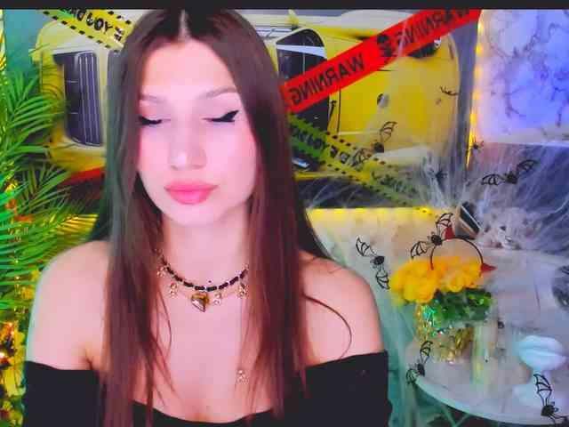 CarolineM webcam