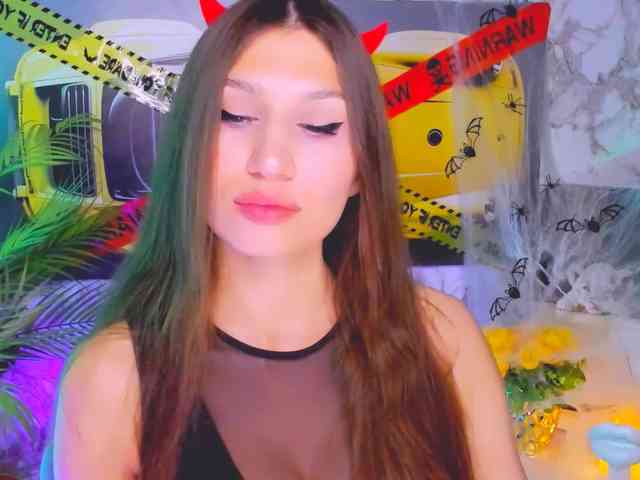 CarolineM webcam