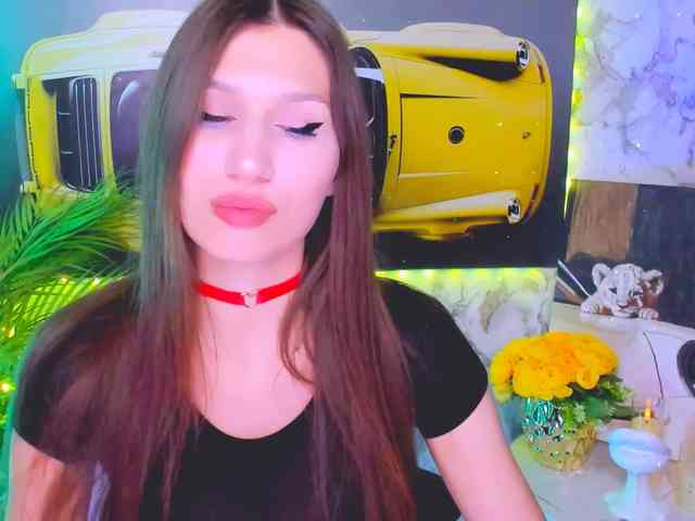 CarolineM webcam