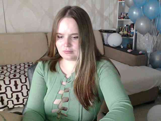 Lizzi-Peach webcam