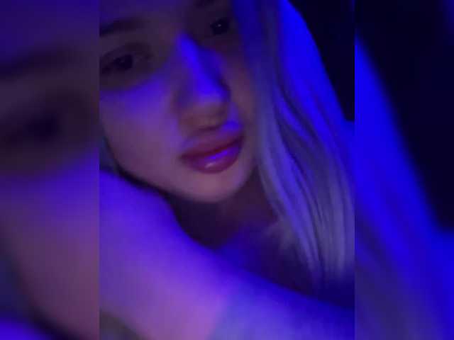 Entrez le videochat erotique avec le
modèle zipa878 zipa878