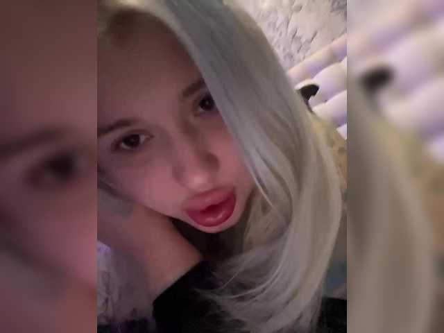 Accedi alla chat con il nickname zipa878 zipa878