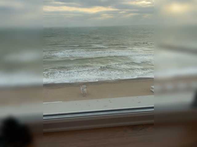 Entrez le videochat erotique avec le
modèle Franc_666 Franc_666