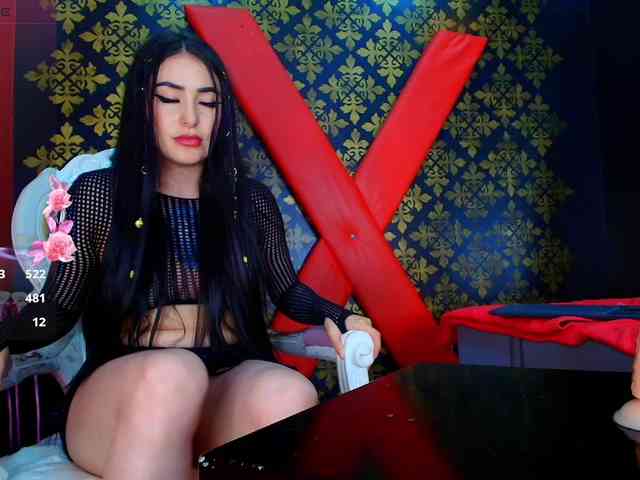 elinne-hendrix webcam