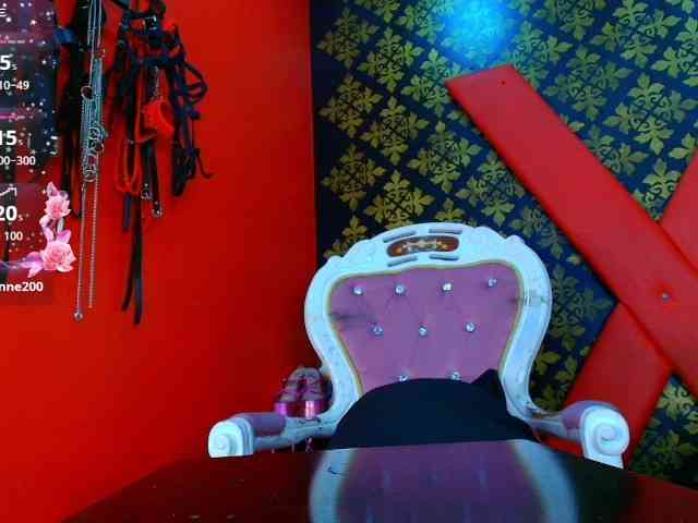 elinne-hendrix webcam