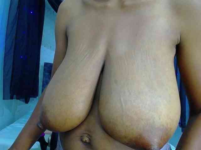 mia-thommson webcam