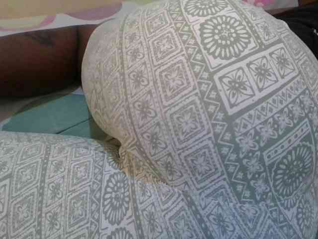 Girlnextdoor8 webcam