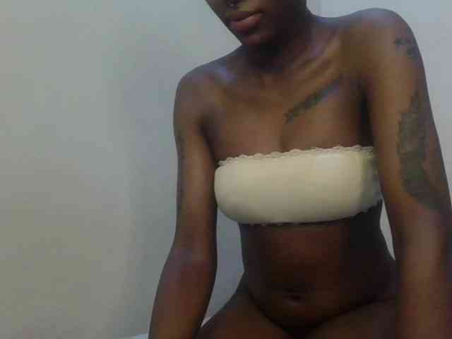 Girlnextdoor8 webcam