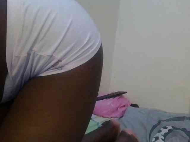 Girlnextdoor8 webcam