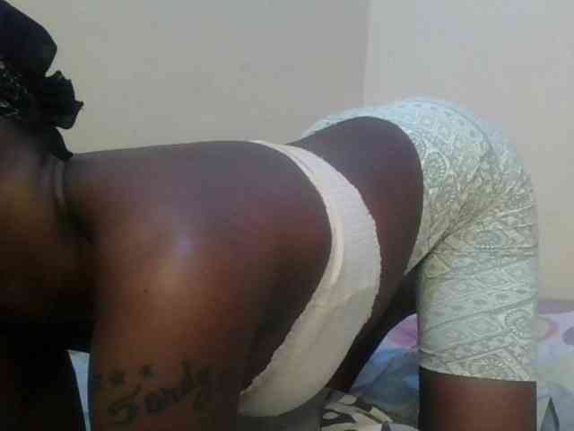 Girlnextdoor8 webcam