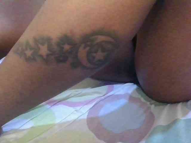 Girlnextdoor8 webcam